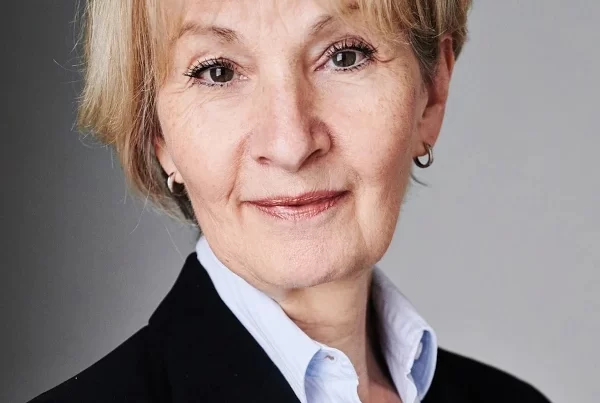 Role Play Actor and Assessor - Louise